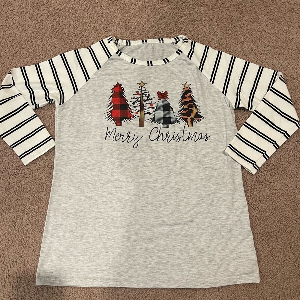 No Brand Gray Long Sleeve Merry Christmas Top